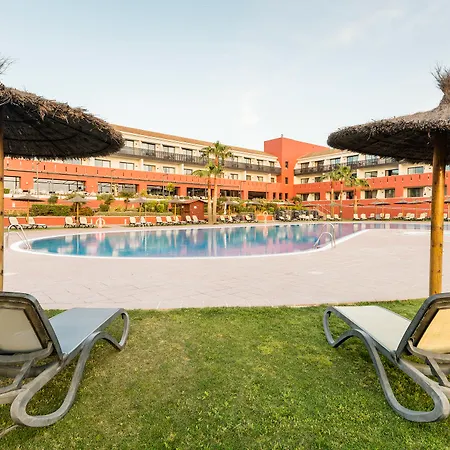 Hotel Ilunion Calas De Conil 4*