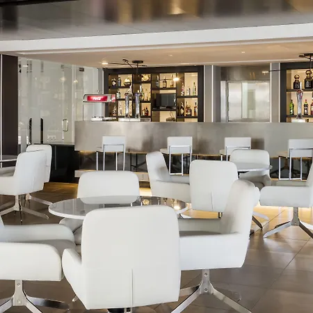 ホテル Ilunion Calas De Conil 4*